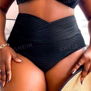 SHEIN Swim Curve Plus Solid Wrap Cross Waist Bikini Bottom